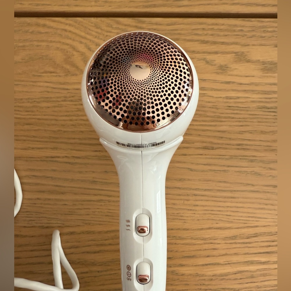 T3 Fit Travel Hair Dryer - White and Rose Gold - Like New - Picture 12 of 14